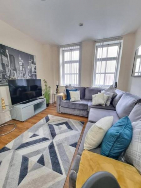 City Centric 2BR Duplex Apartment in Bradford